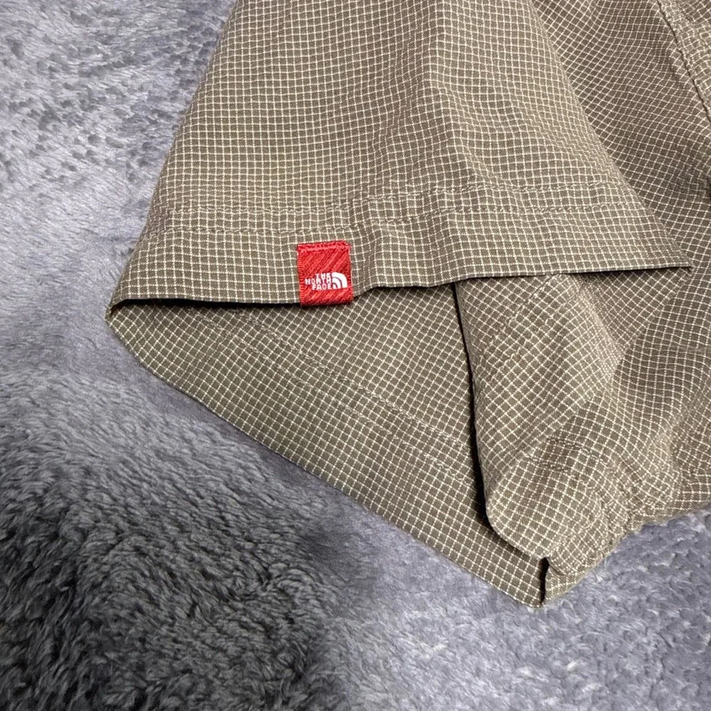 The North Face Mens XL Short Sleeve Button Down Shirt Dark Khaki Grid Hiking